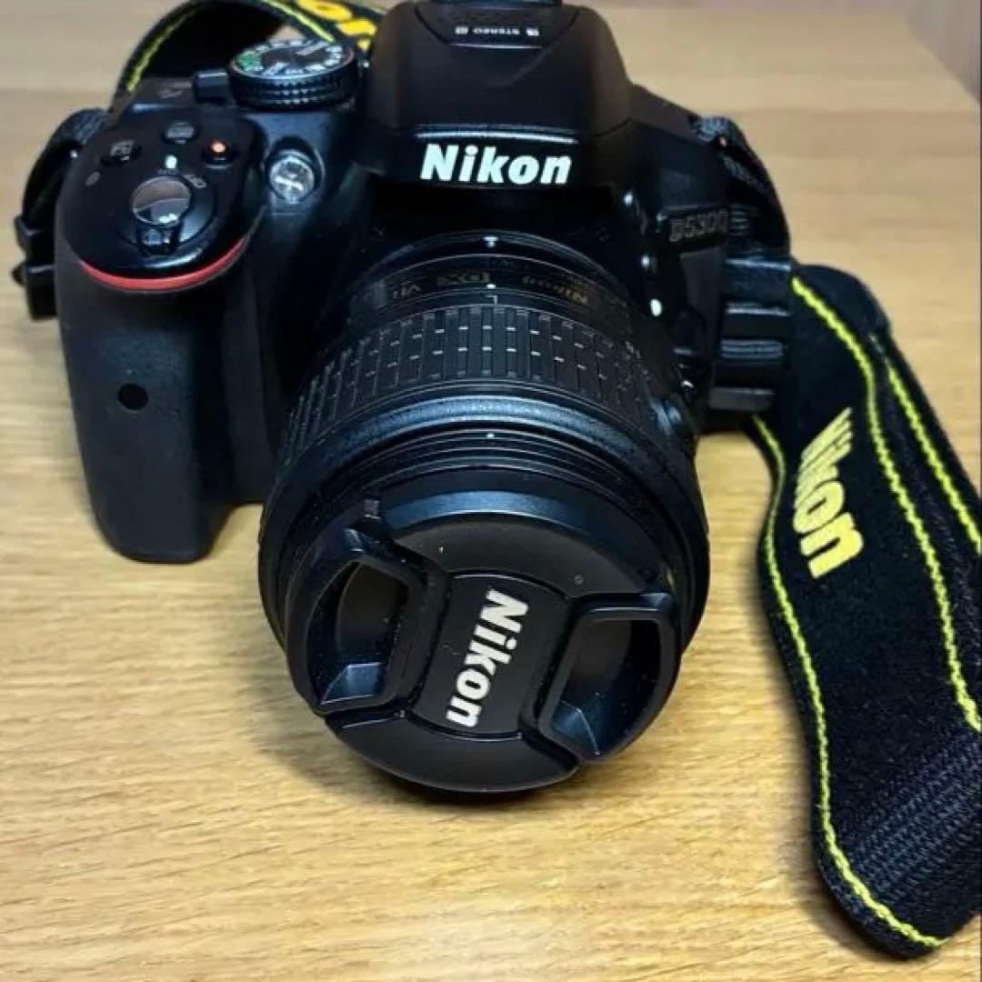 美品！Nikon D5300デジタル一眼レフカメラセット！