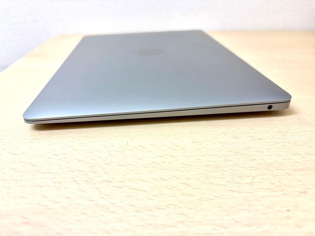 【早い者勝ち】M1 MacBook Air メモリ8GB 256GB US配列