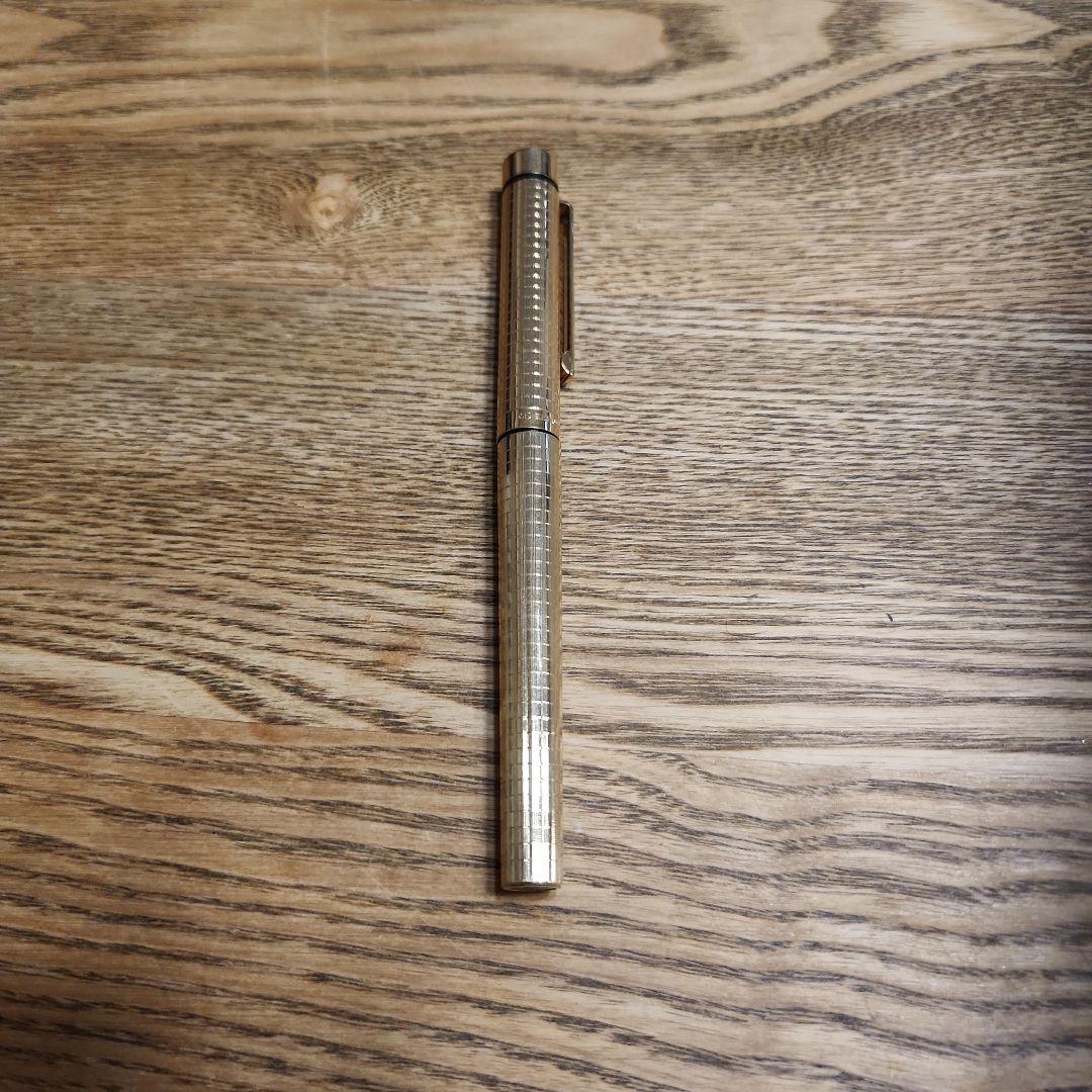 Sheaffer Targa 万年筆 ゴールド