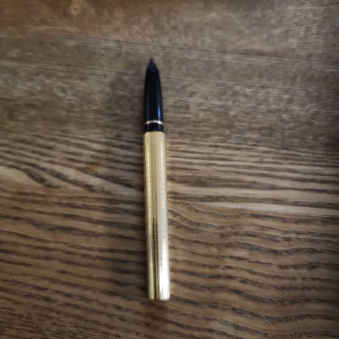 Sheaffer Targa 万年筆 ゴールド