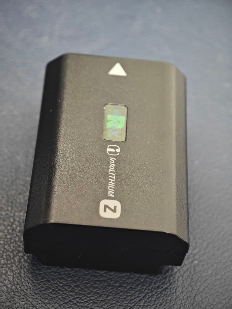 ZV-E1 レンズキット 専用ケース、純正フラッシュ、予備バッテリー付き