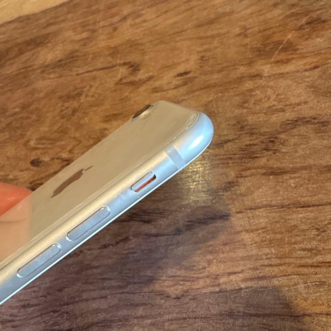 Apple iPhone 8 64GB バッテリー88%