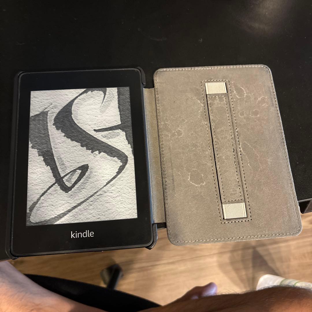 Kindle Paperwhite 第10世代 カバー付き 32GB 広告なし