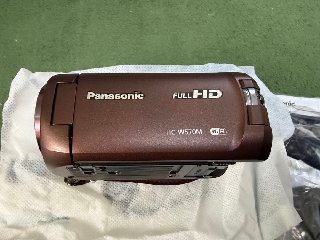 【ジャンク】パナソニック デジタルハイビジョンビデオカメラ HC-W570M