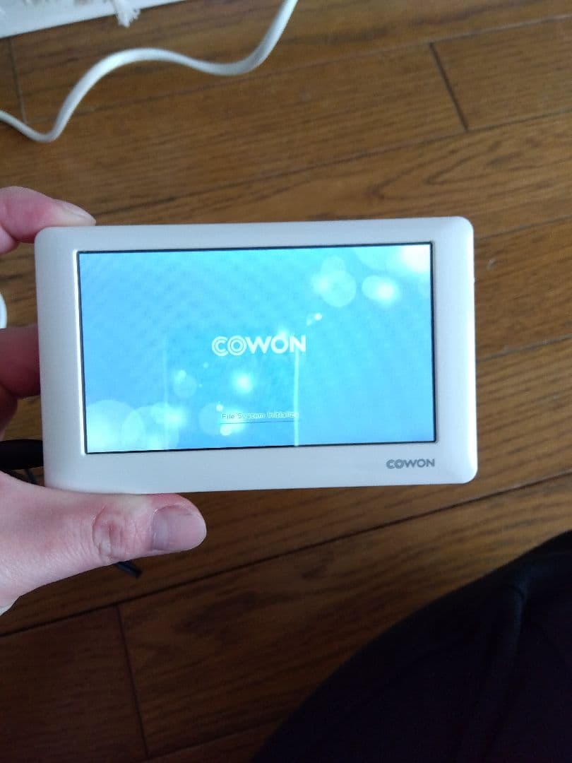 COWON O2 32GB ホワイト　PMP ポータブルメディアプレーヤー