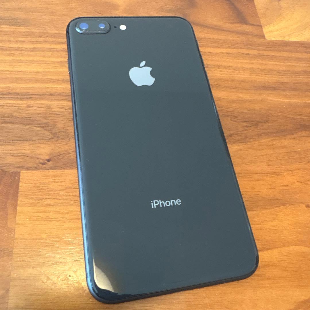 スマートフォン本体 iPhone 8 Plus / 64GB