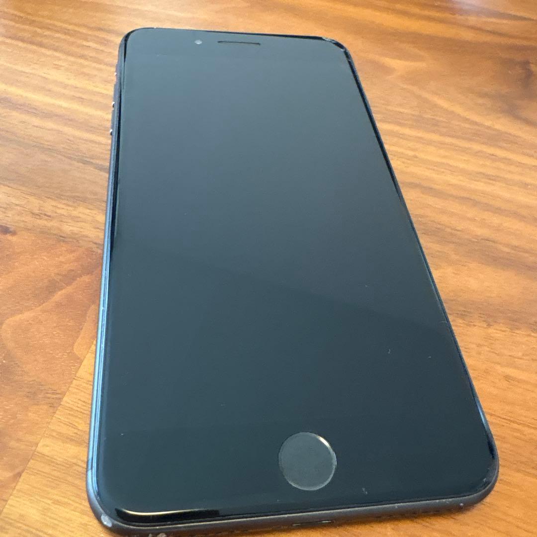 スマートフォン本体 iPhone 8 Plus / 64GB