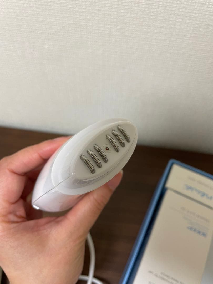 newaリフト美顔器 3DEEP技術