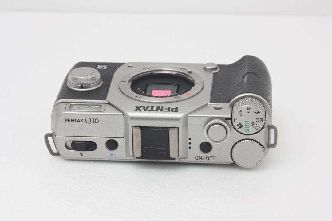 【良品】PENTAX Q10 ボディ シルバー 完動品 付属品多数 #356a