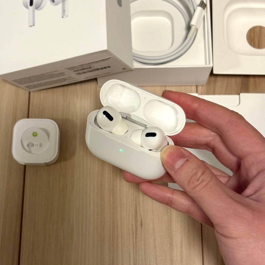 AirPods Pro 第1世代 lightningモデル Apple 正規品