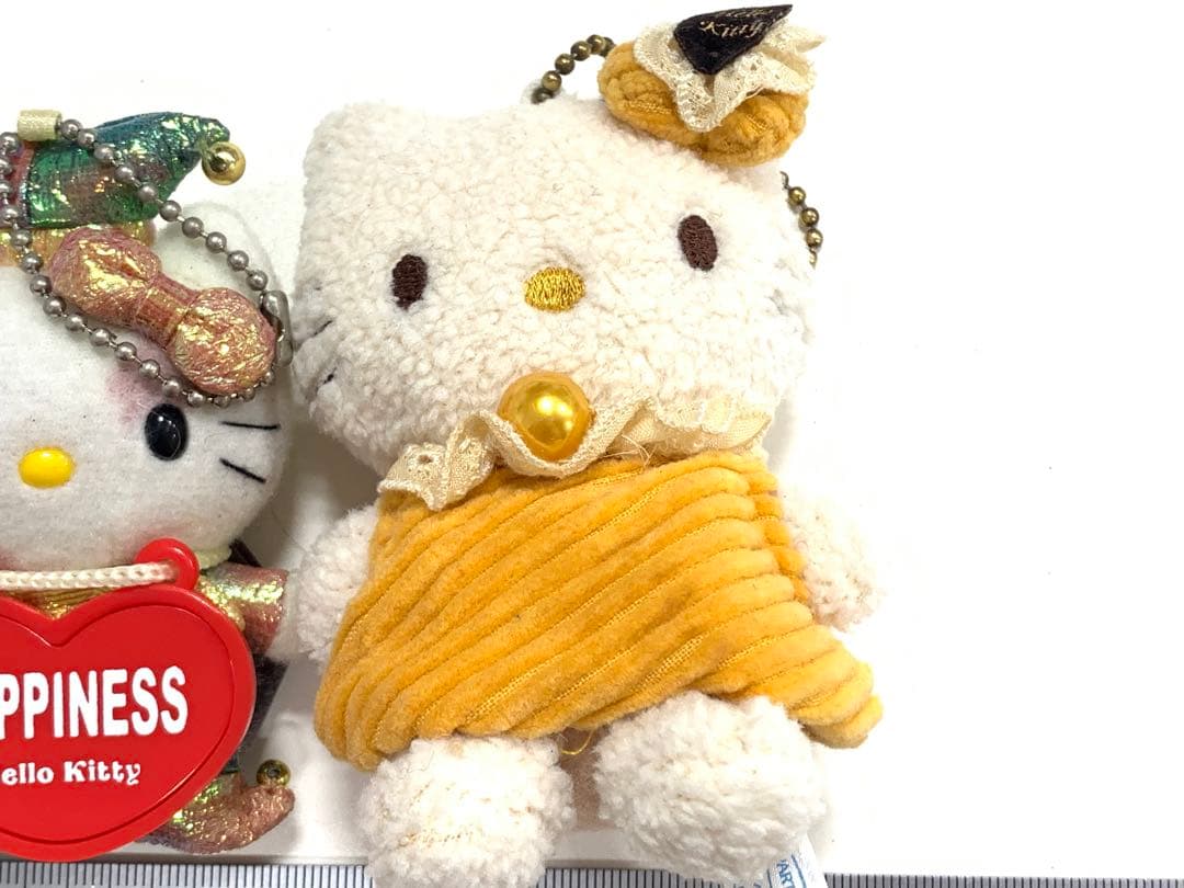 サンリオキャラクター　ぬいぐるみ　キティちゃん　2体セット