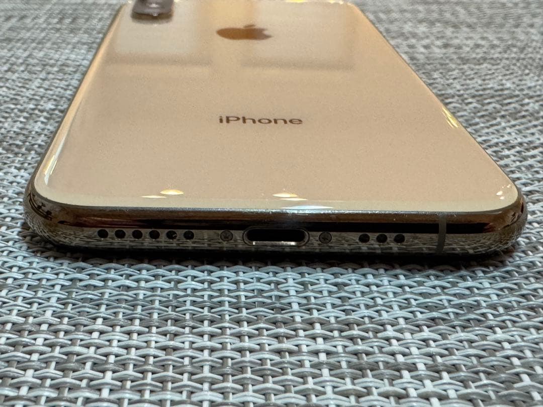 【美品】iPhone XS 256GB SIMフリー 本体 ゴールド