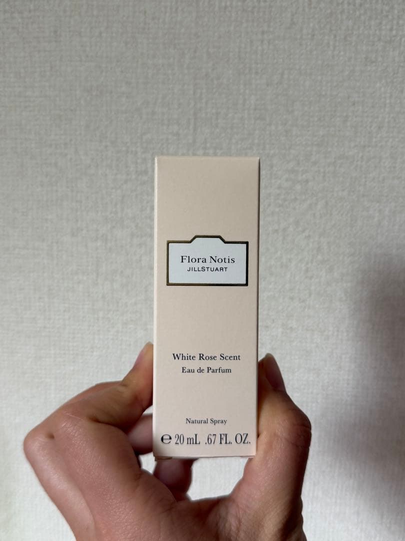 Flora Notis ホワイトローズ香水 20ml
