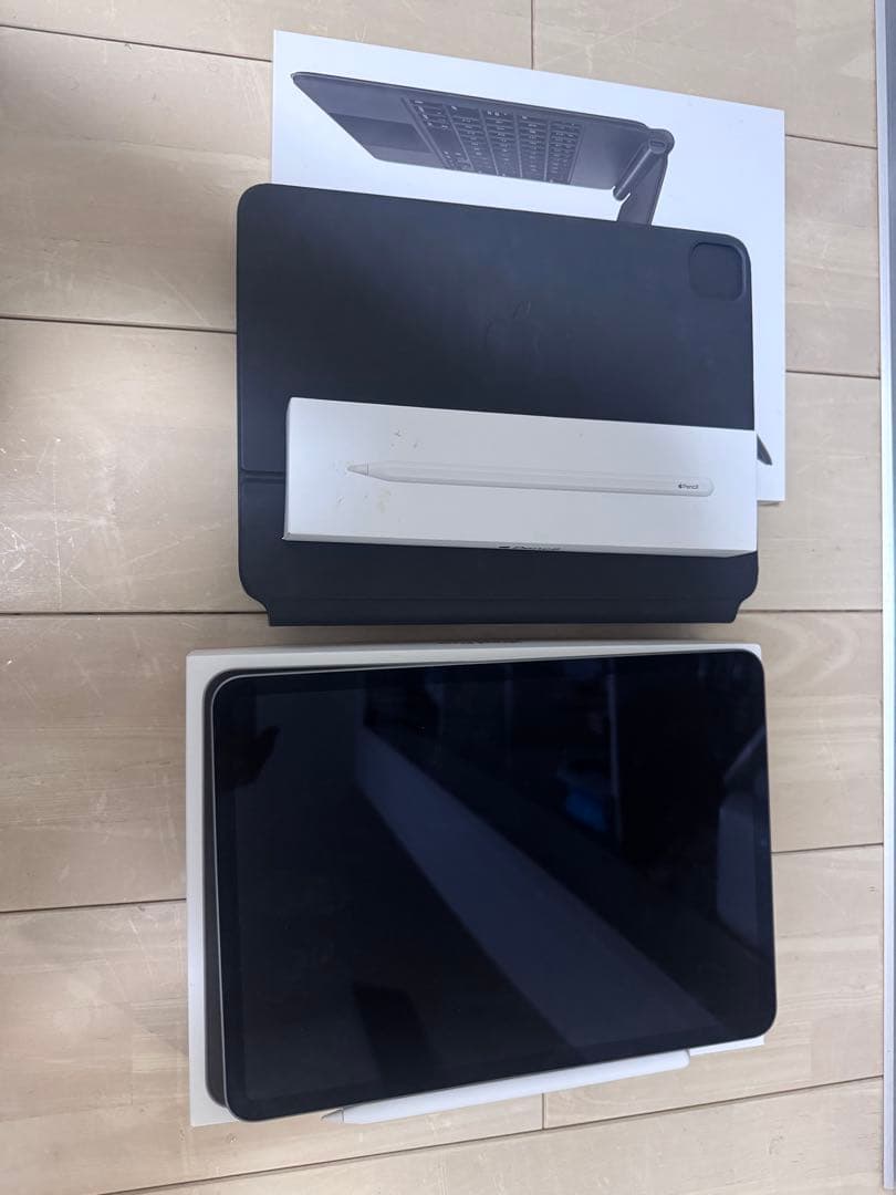 Apple iPad Pro キーボード　Apple pencil第二世代付き