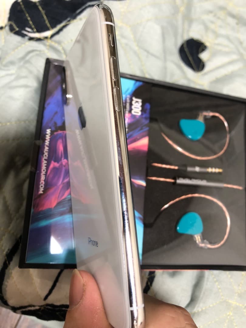 スマートフォン本体 IPhone X 64 gb