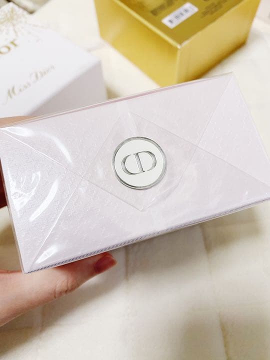 Miss dior 香水　EAU DE PARFUM