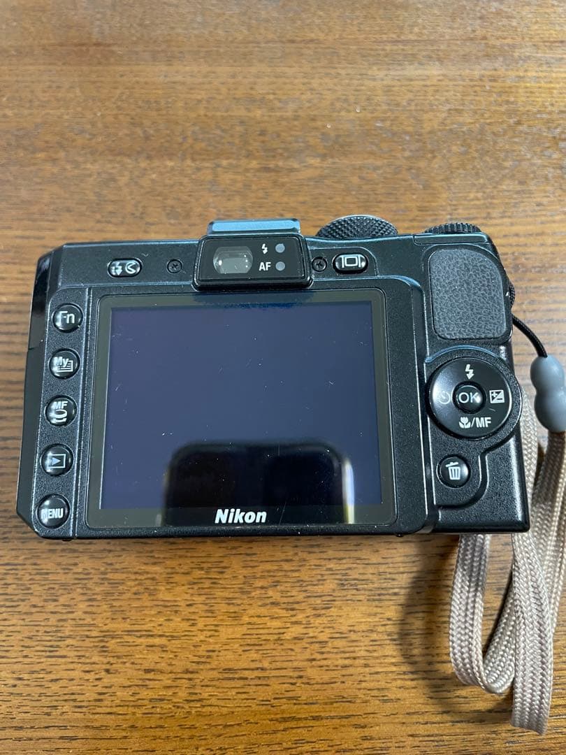 デジタルカメラ Nikon Coolpix P6000