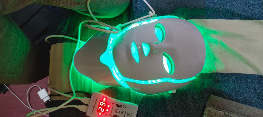 LED美顔器 フェイシャルマスク
