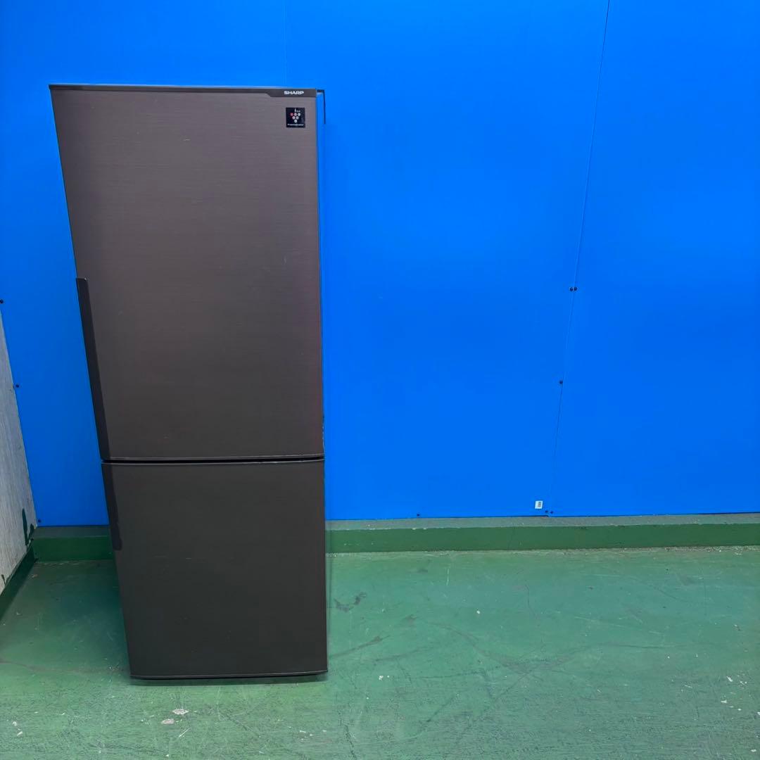 776 ブラウン　SHARP 中型冷蔵庫　2ドア　小型　一人暮らし　右開き
