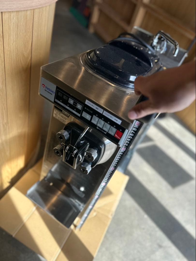 NISSEI IH-304E アイスクリームメーカー