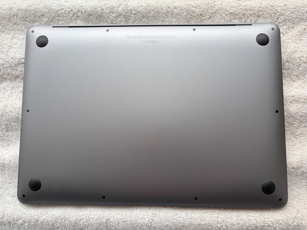 美品 MacBook Air (2020) 256GB 16GB 13inch