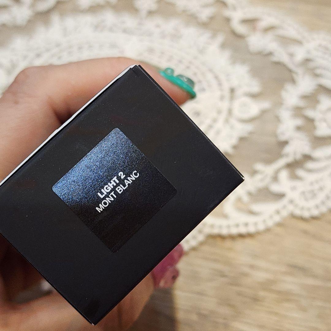 新品　未使用　NARS ライトリフレクティングファンデーション モンブラン