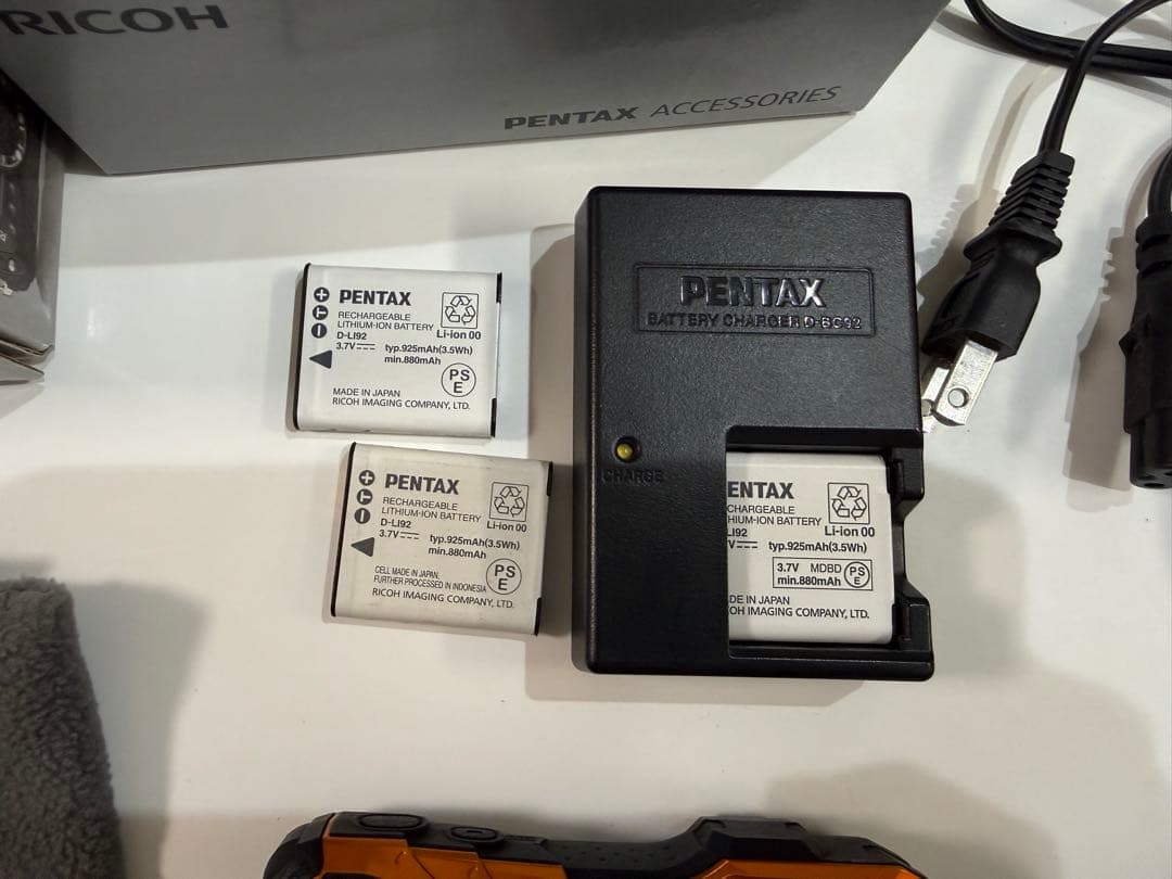 リコー RICOH　WG-50 防水デジタルカメラ ＋バッテリー＋充電器