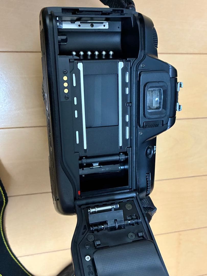 美品　Nikon F60 一眼レフフィルムカメラ、レンズセット