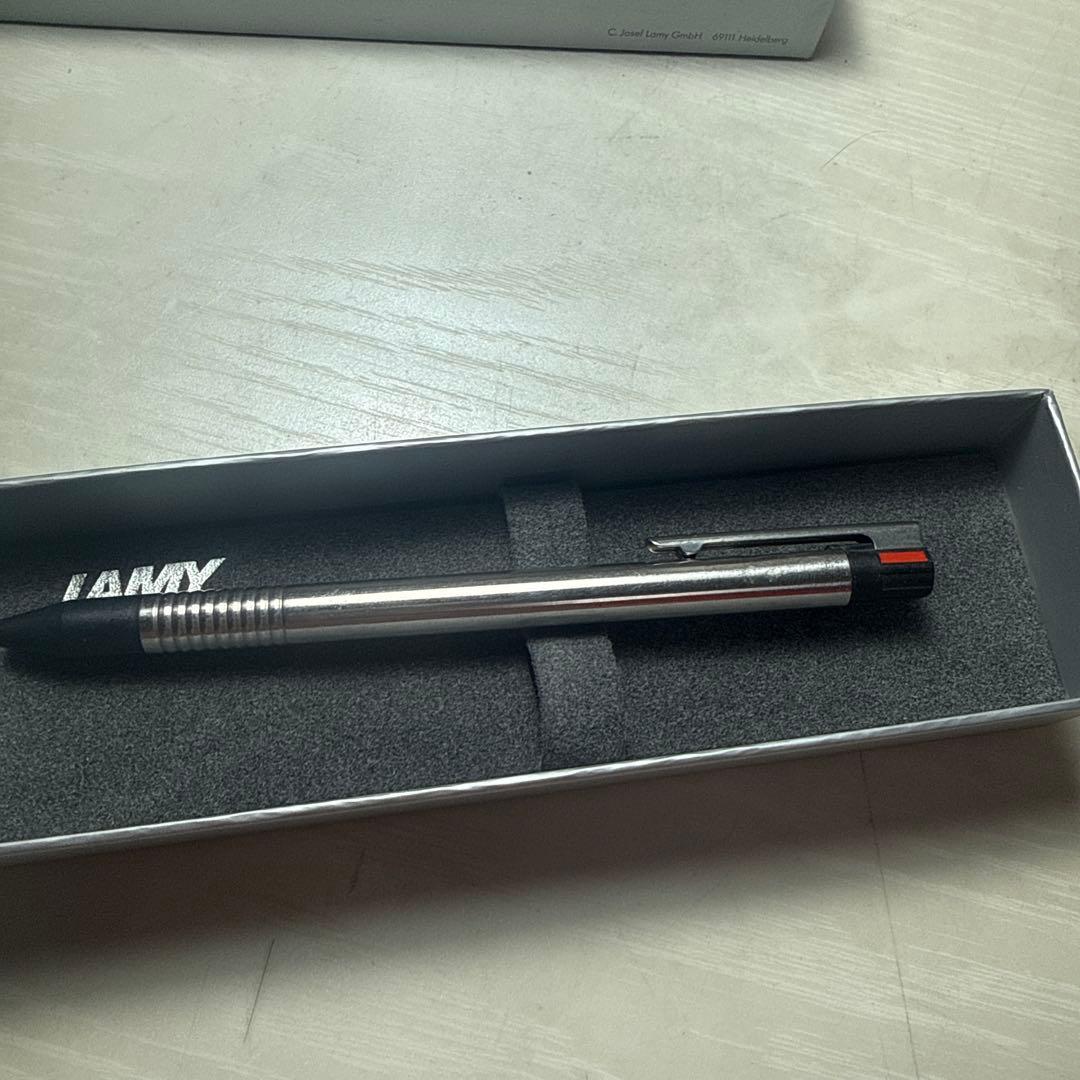 LAMYロゴ　マルチペン
