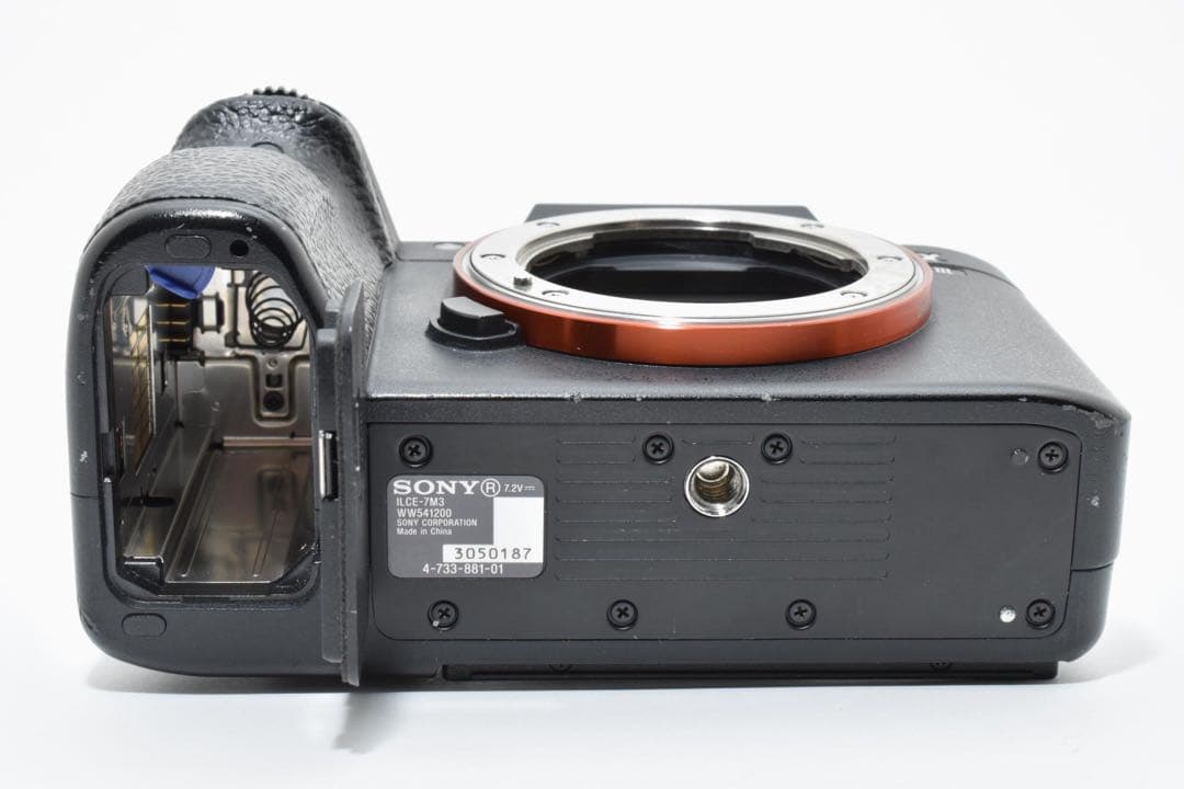 SONY α7 III ミラーレスカメラ バッテリー付き