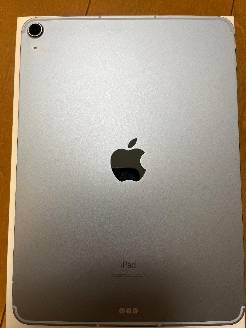 iPad Air 第4世代（Wi-Fi+Cellular）256GBスカイブルー
