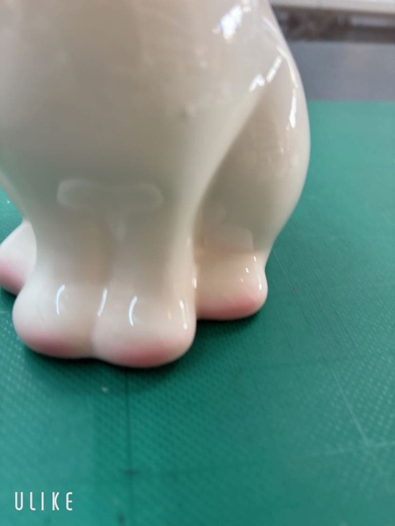 昭和レトロ　内藤ルネ　陶器製貯金箱　お花の首飾りの白ネコさん 最終出品値下げ