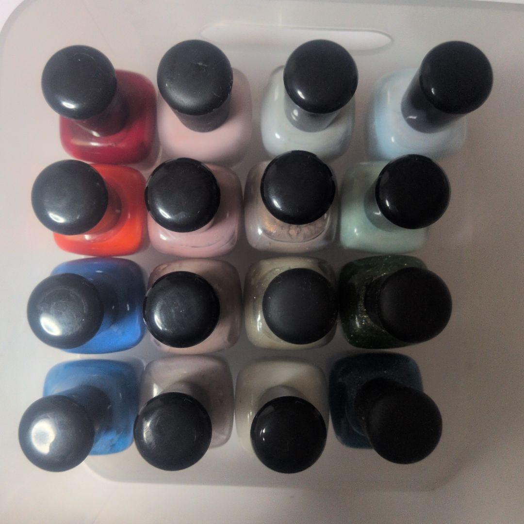 Zoya ネイルカラー 16本セット