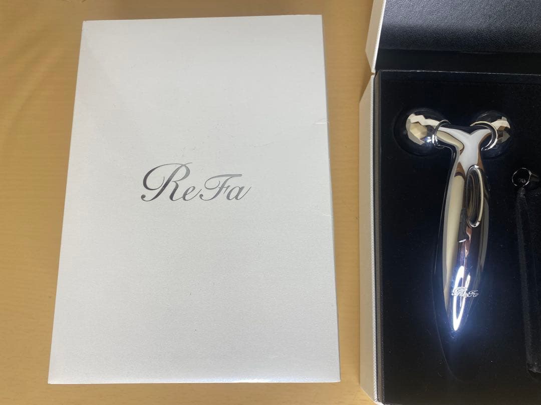 ✨ ReFa リファカラット フェイス 美顔ローラー RF-CF1842B