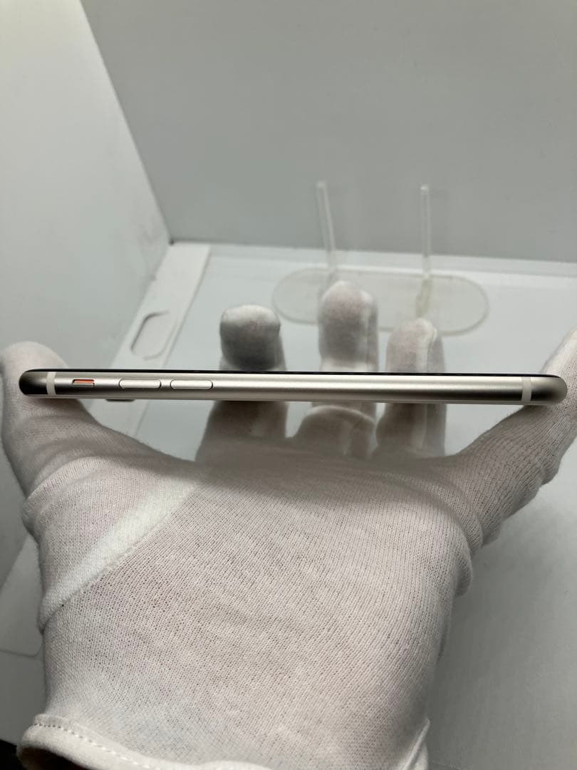 iPhone SE (第3世代) 64GB美品 SIMフリー バッテリー100%