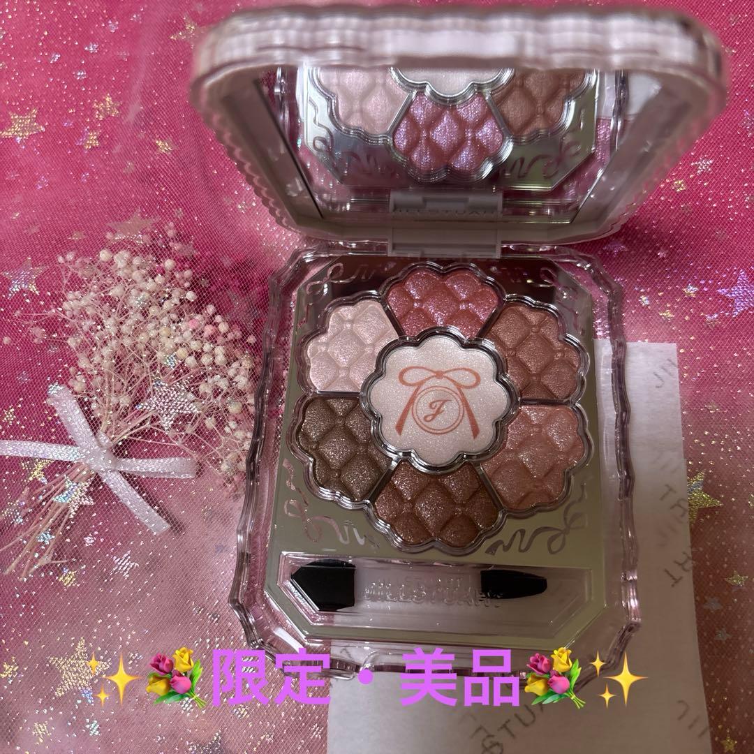 ジルスチュアート✨コフレ25✨リボンファッションショー✨ブルームクチュールアイズ