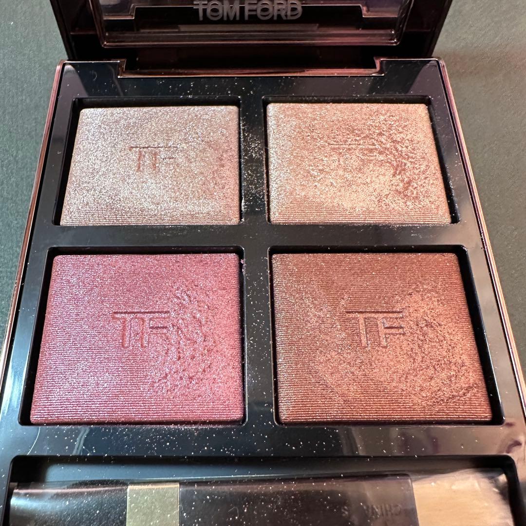 TF TOM FORDトムフォード アイカラークォード42A アイシャドウ