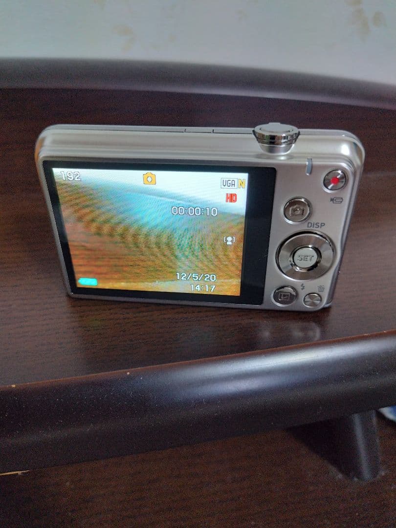 CASIO EXILIM 6x 16.1MP コンパクトデジタルカメラ