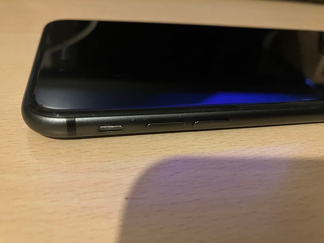 Apple iPhone 8 plus スペースグレー 本体