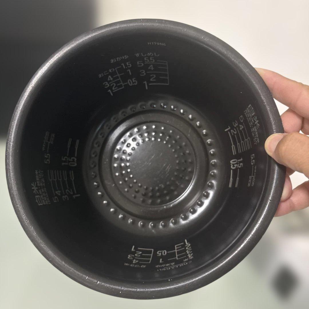 2023年製日立炊飯器 5.5合圧力&スチームIH蒸気カット RZ-V100FM