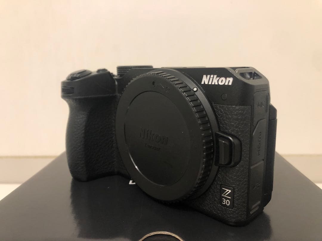 Nikon Z 30 ミラーレスカメラレンズキット美品