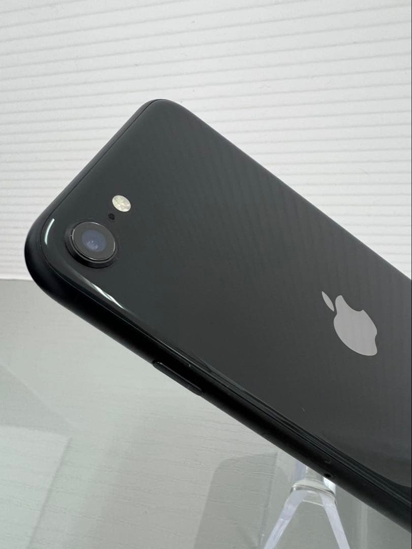 美品　iPhone SE2 64GB ブラック　SIMフリー