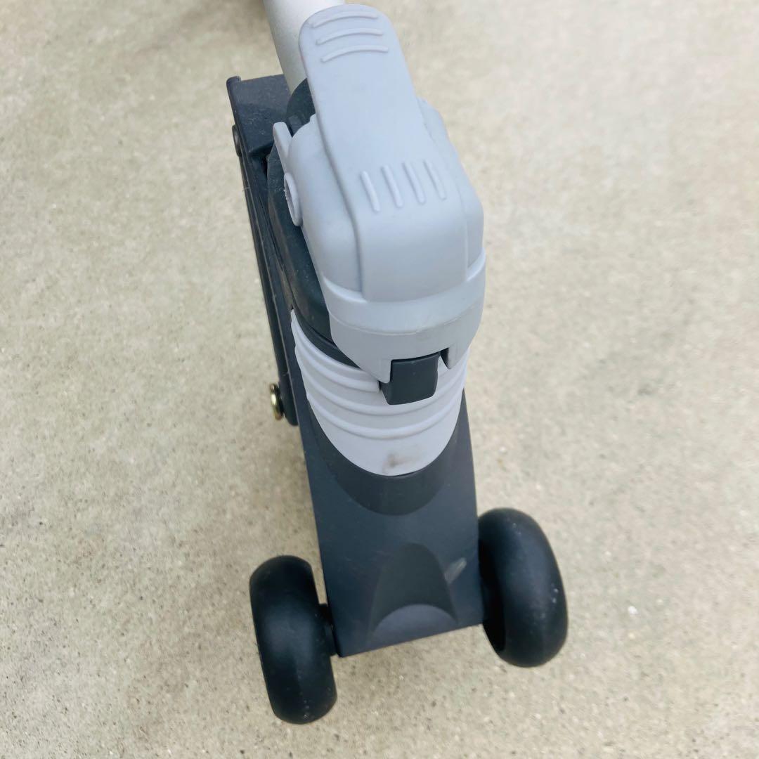 【美品】マキテックシルバーカー　前輪2way ハンドル5段調整　座れるタイプ