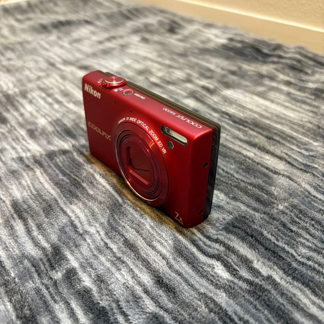 【極美品】Nikon COOLPIX S6100 デジタルカメラ　付属品完備