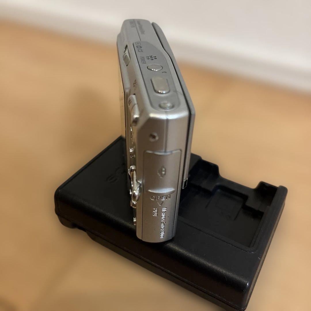 Sony Cyber-shot DSC-T9 コンパクトデジタルカメラ