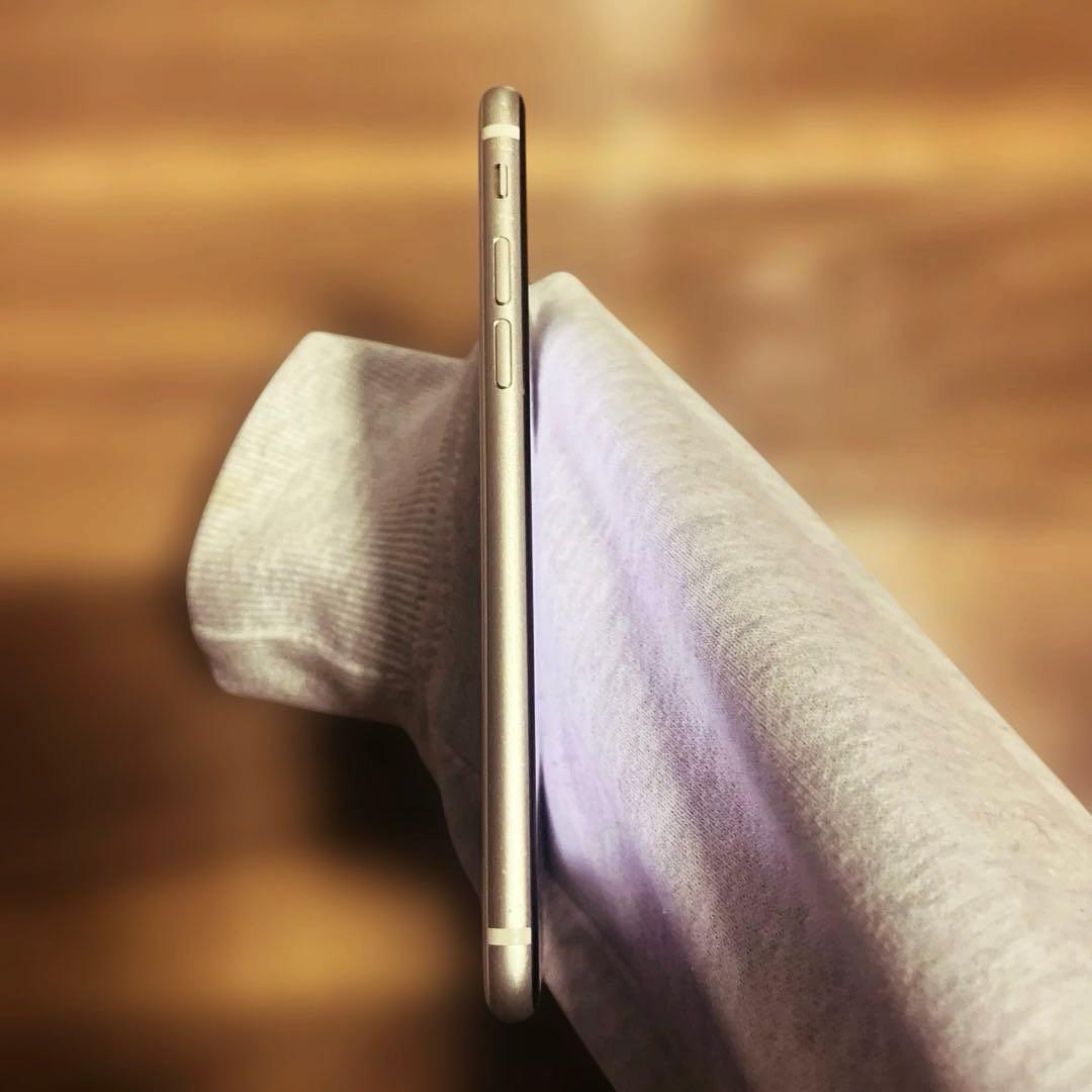 【美品】iPhoneSE 第3世代 128GB ホワイト SIMフリー
