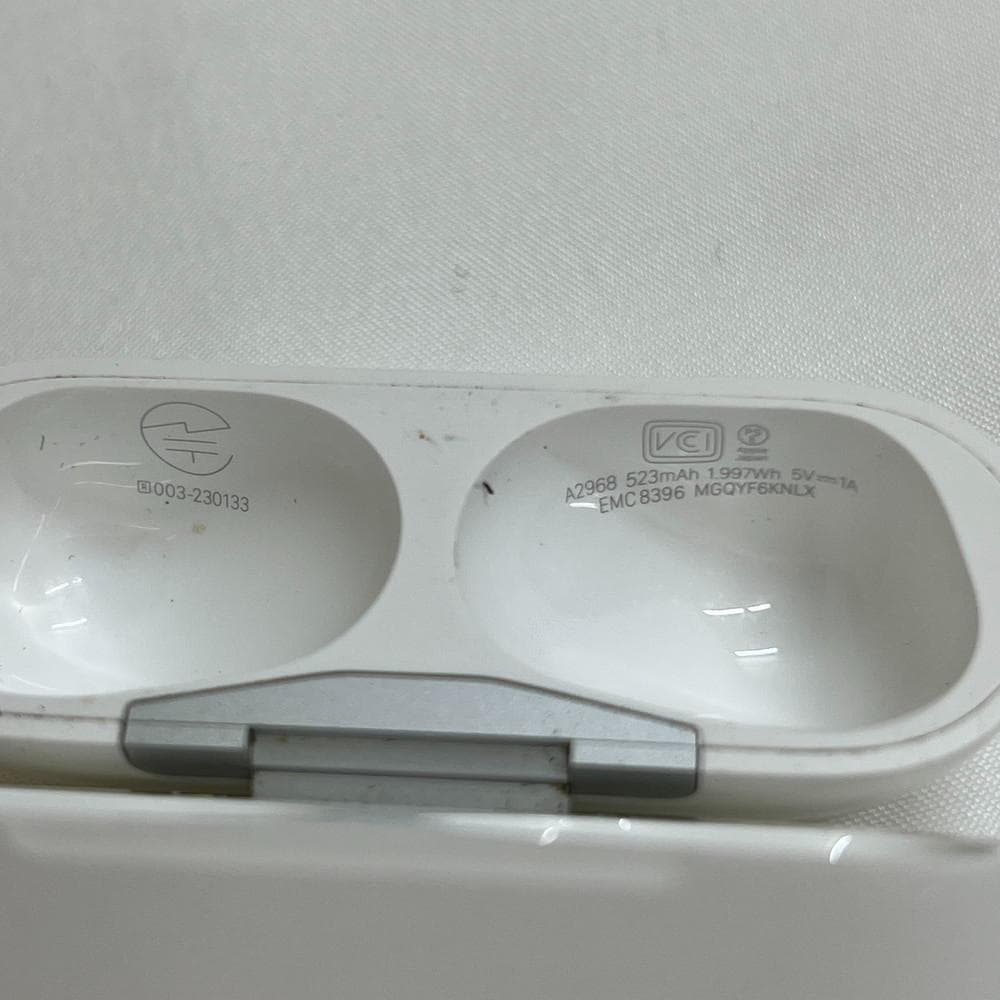 ◆Apple AirPods Pro2 第2世代 イヤホン 02076