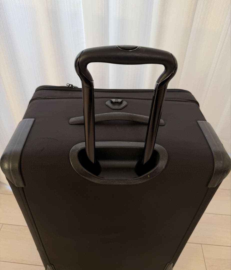 TUMI トゥミ 2輪 ガーメントバッグ 大型 スーツケース 黒