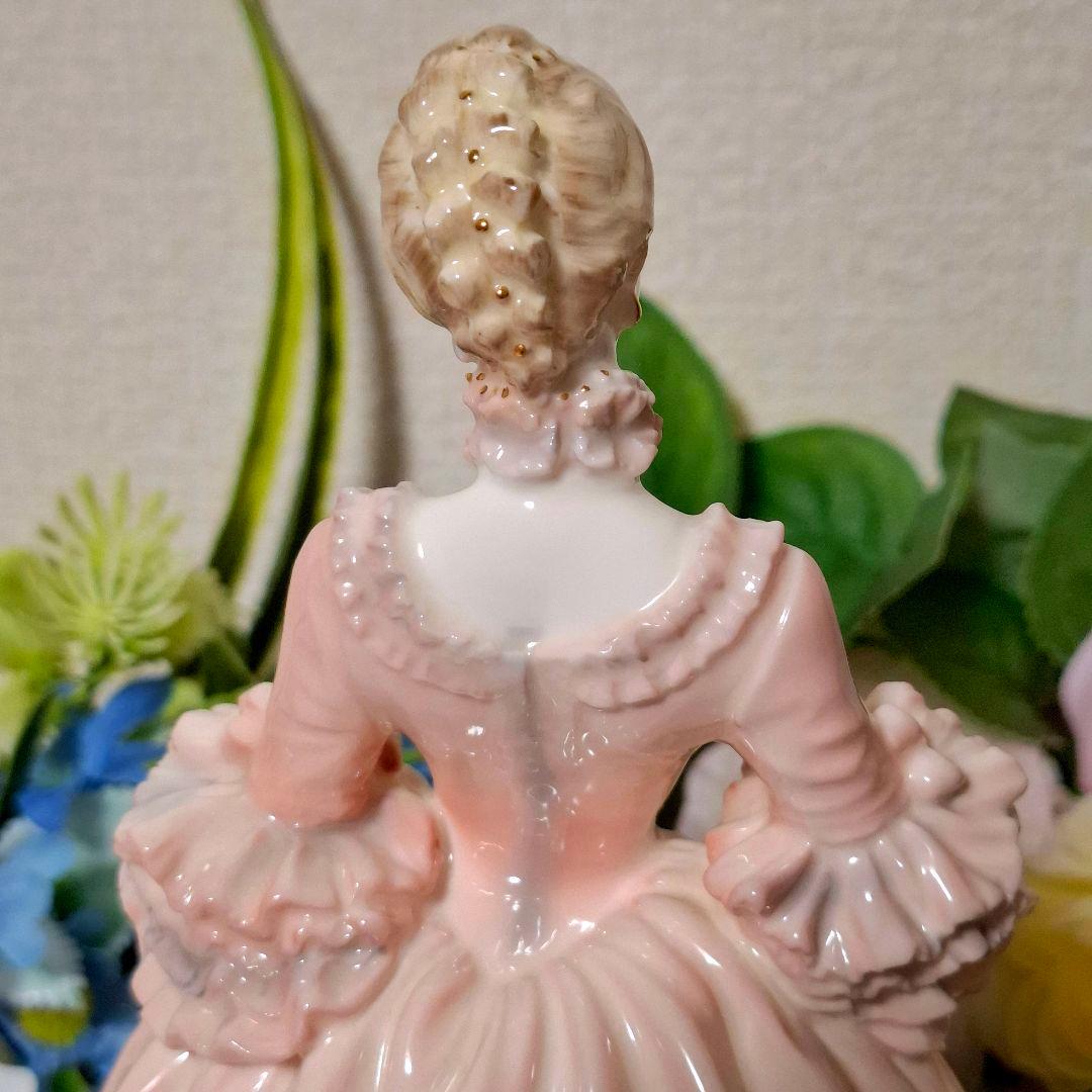 伝説級!割れカケ無しの完品!コールポート ポンパドール夫人 フィギュリン