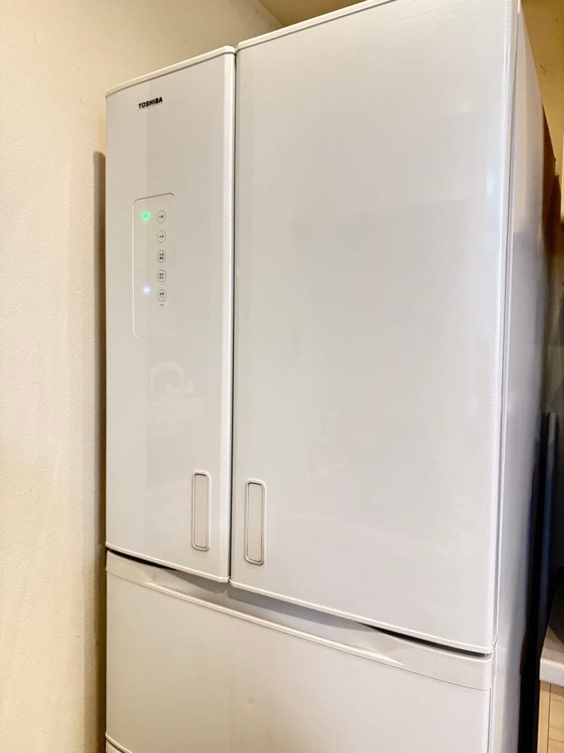 TOSHIBA 冷蔵庫 ホワイト 6ドア